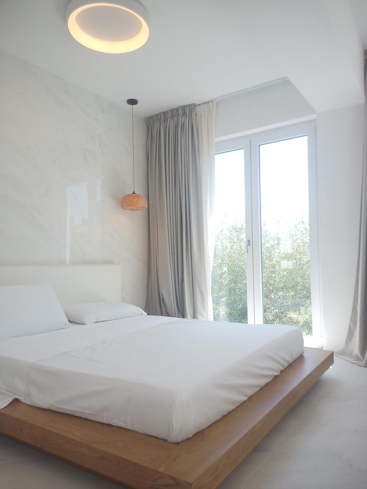 Smart Luxury Suites & Apartments Орозеи Екстериор снимка
