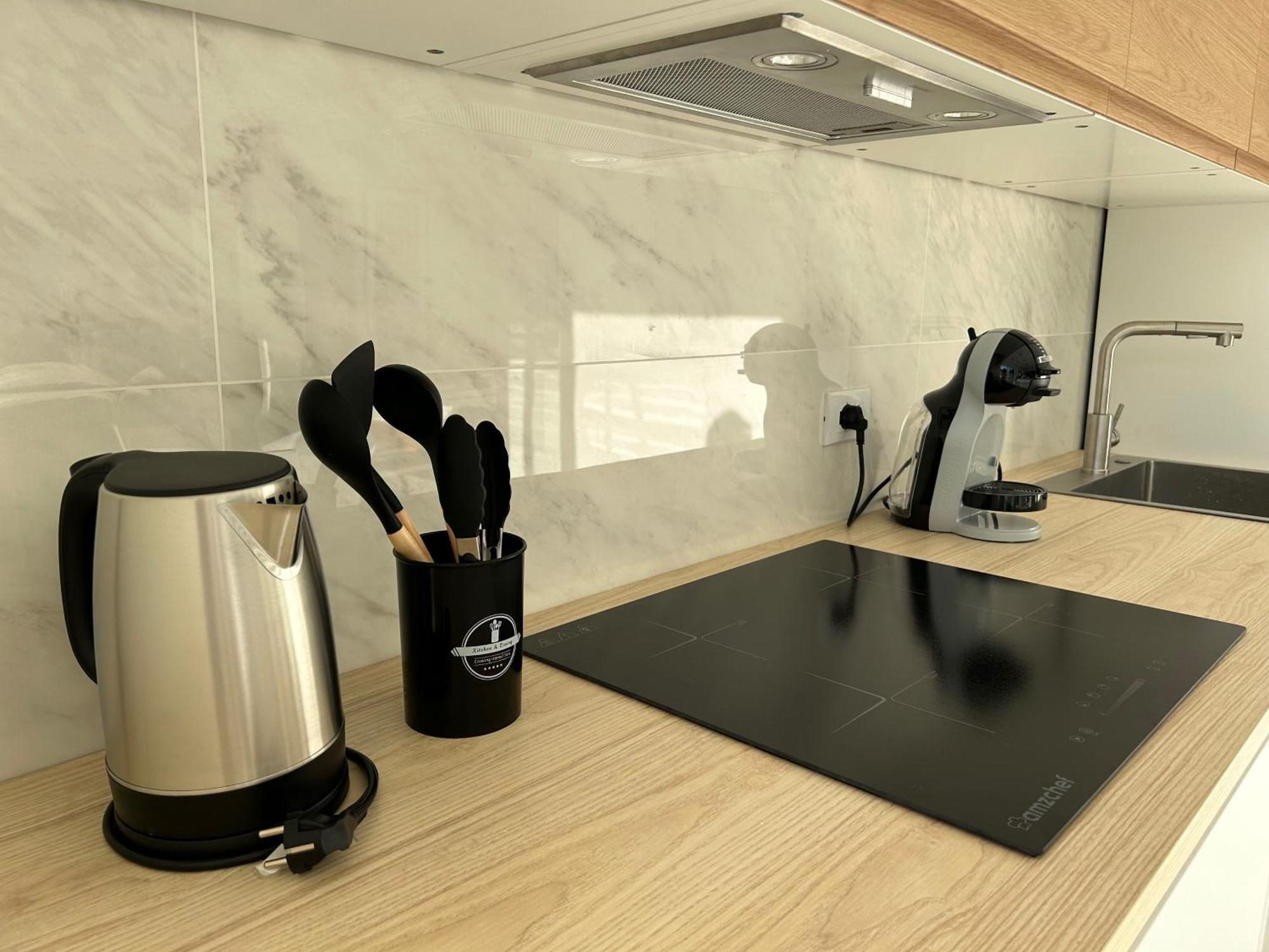 Smart Luxury Suites & Apartments Орозеи Екстериор снимка