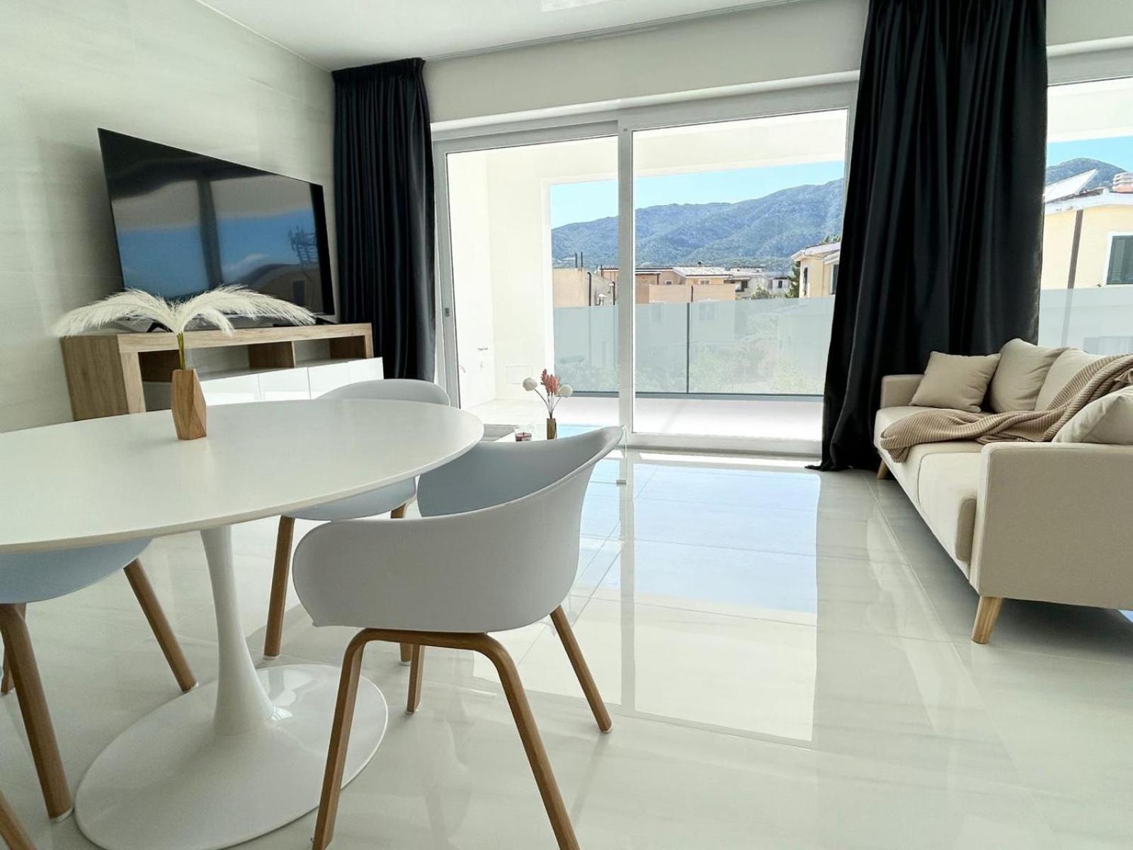 Smart Luxury Suites & Apartments Орозеи Екстериор снимка